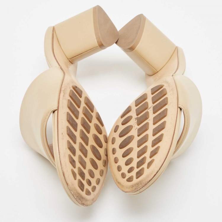 مملوكة مسبقًا Bottega Veneta Beige Leather Band Slide Sandals Size 38