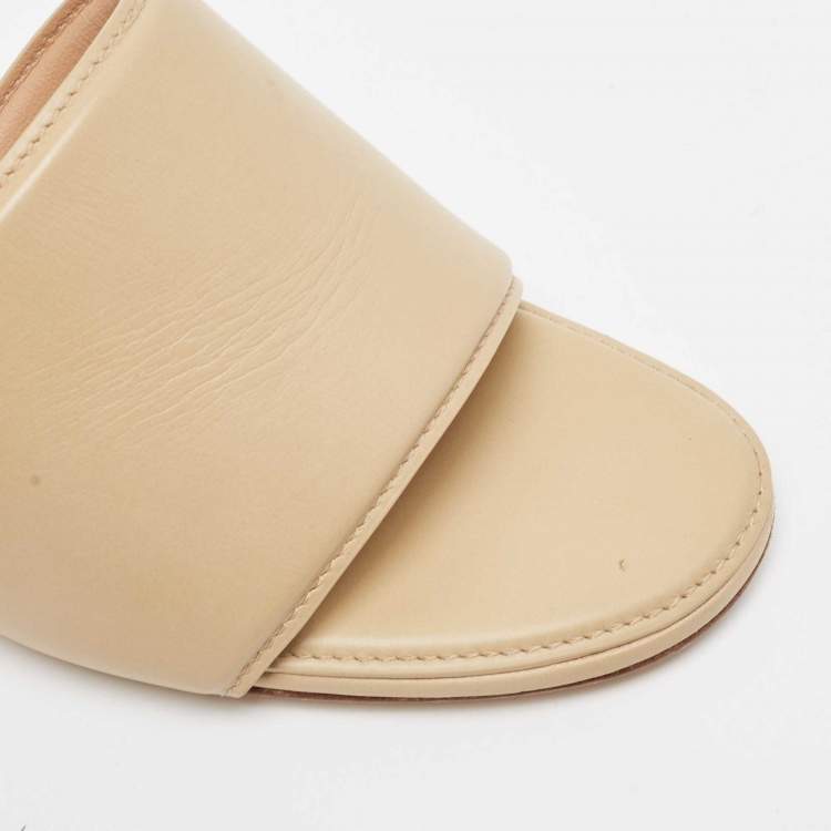 مملوكة مسبقًا Bottega Veneta Beige Leather Band Slide Sandals Size 38