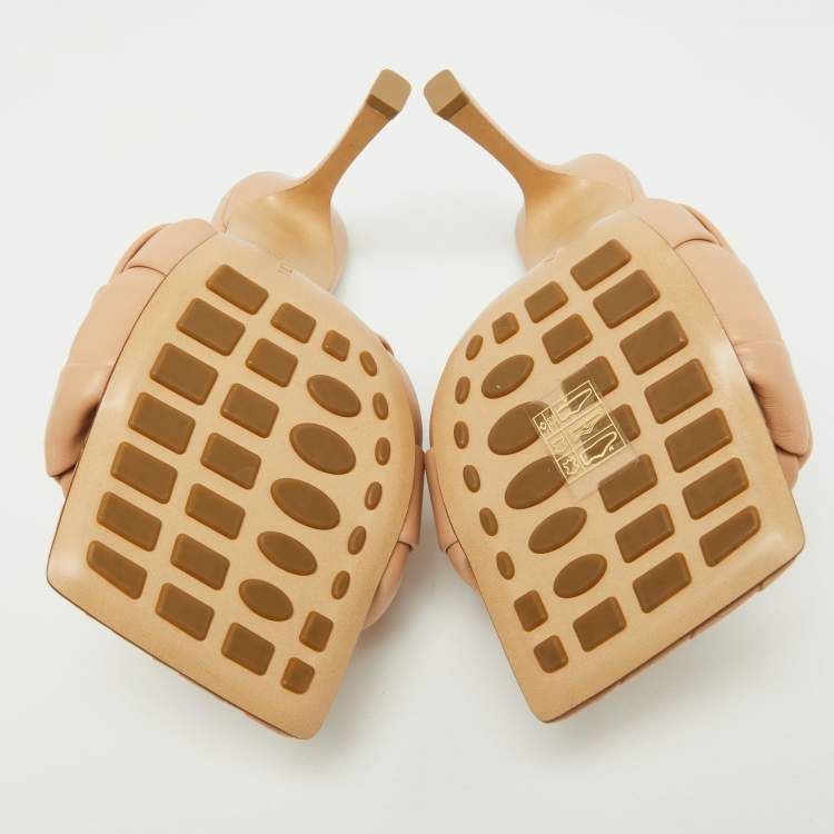 مملوكة مسبقًا Bottega Veneta Beige Intrecciato Leather Lido Slides Size 37.5