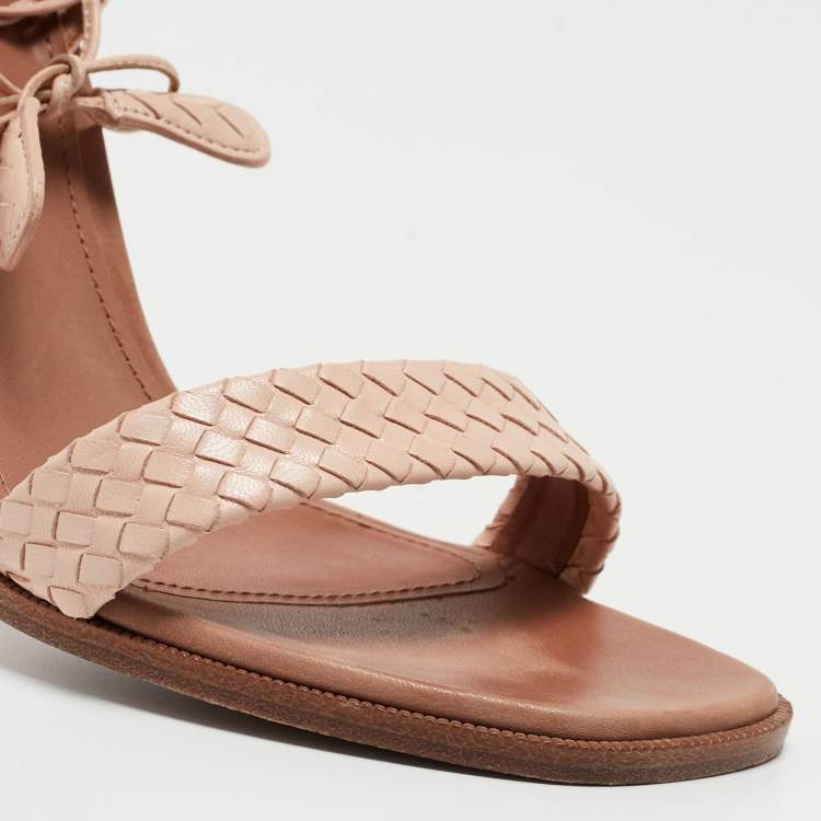 Pre Owned Bottega Veneta Light Pink Leather Ankle Tie Sandals Size 38.5