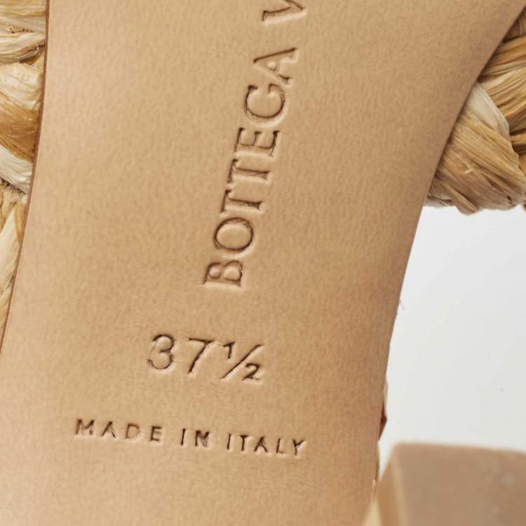 Pre Owned Bottega Veneta Beige Woven Raffia Lido Slide Sandals Size 37.5