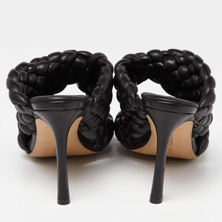 Pre Owned Bottega Veneta Black Intrecciato Leather Curve Slide Sandals Size 37