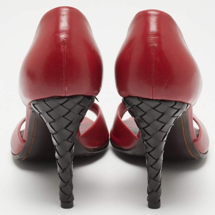 Pre Owned Bottega Veneta Red Leather Sandals Size 40.5