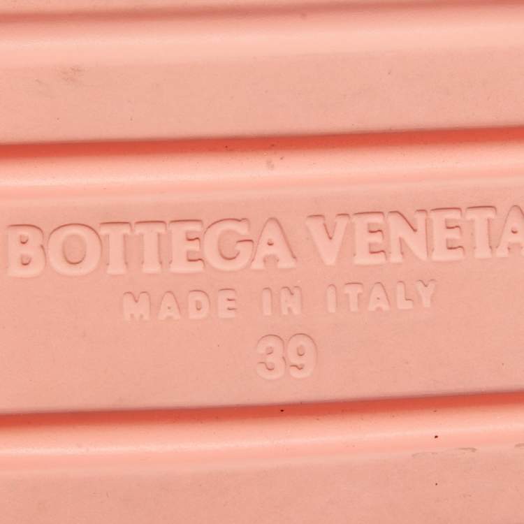 Pre Owned Bottega Veneta Pink Rubber Slingback Flats Size 39