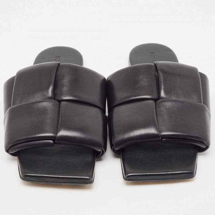 Pre Owned Bottega Veneta Black Leather Patch  Flat Slides Size 37 