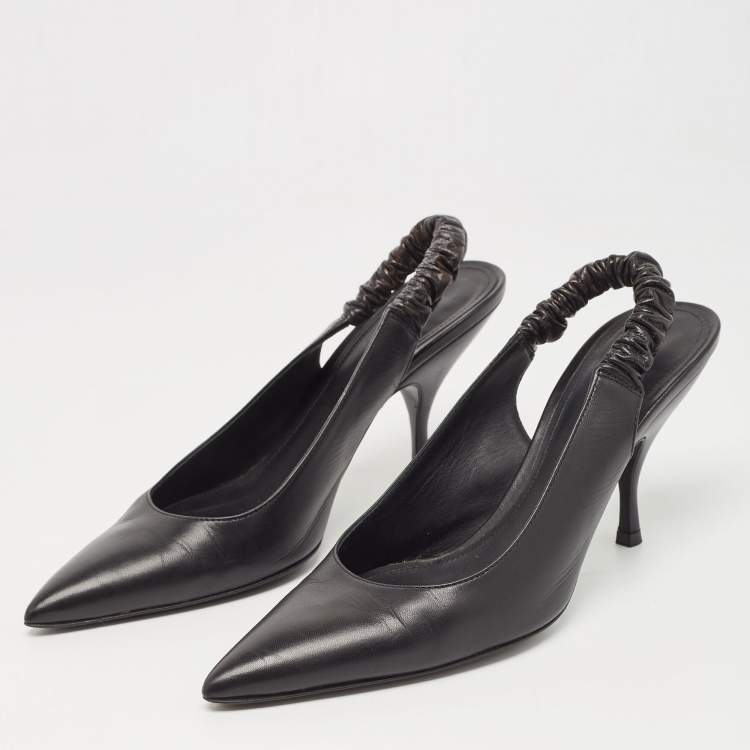 Pre Owned Bottega Veneta Black Leather Slingback Pumps Size 38