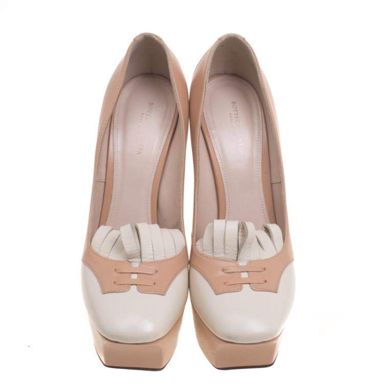 Pre Owned Bottega Veneta Two Tone Leather Frill Detail Platform Block Heel Pumps Size 38.5