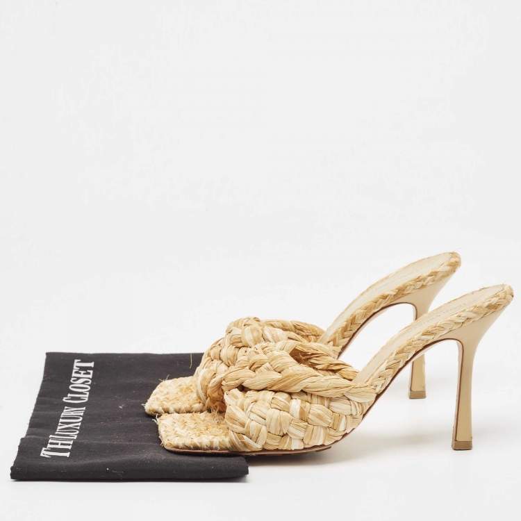 Pre Owned Bottega Veneta Beige Intrecciato Straw Lido Slide Sandals Size 39