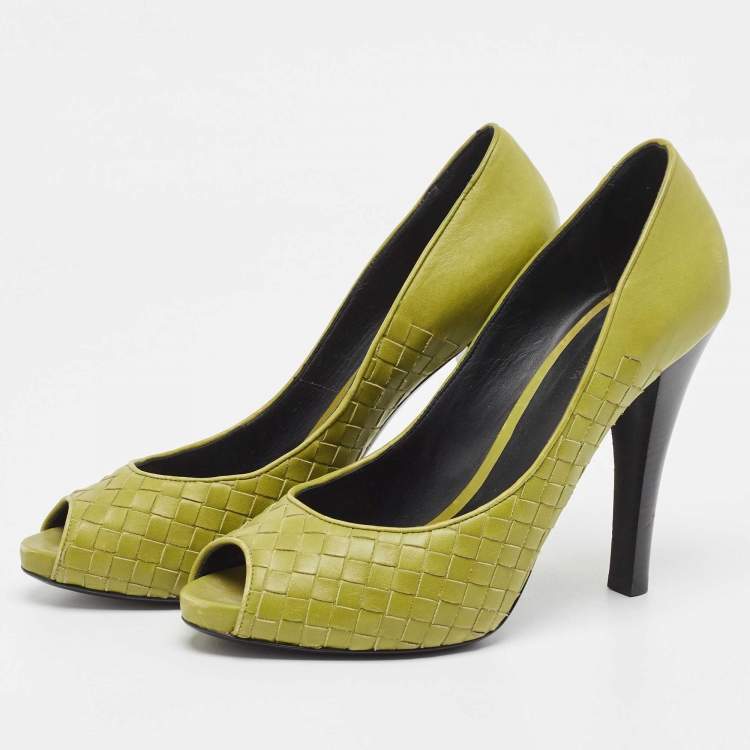 Pre Owned Bottega Veneta Green Intrecciato Leather Peep Toe Pumps Size 40