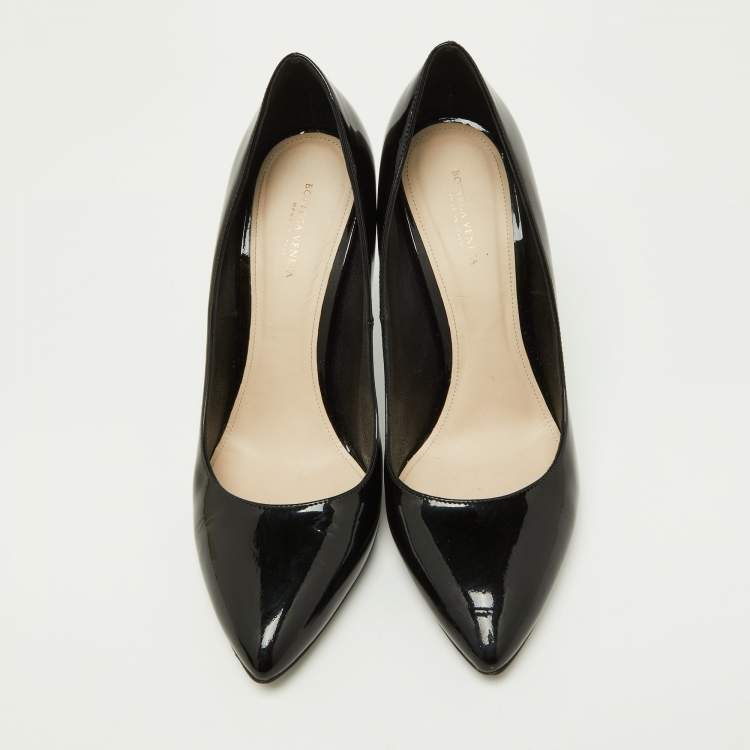 Pre Owned Bottega Veneta Black Patent Leather Pointed Toe Pumps Size 39