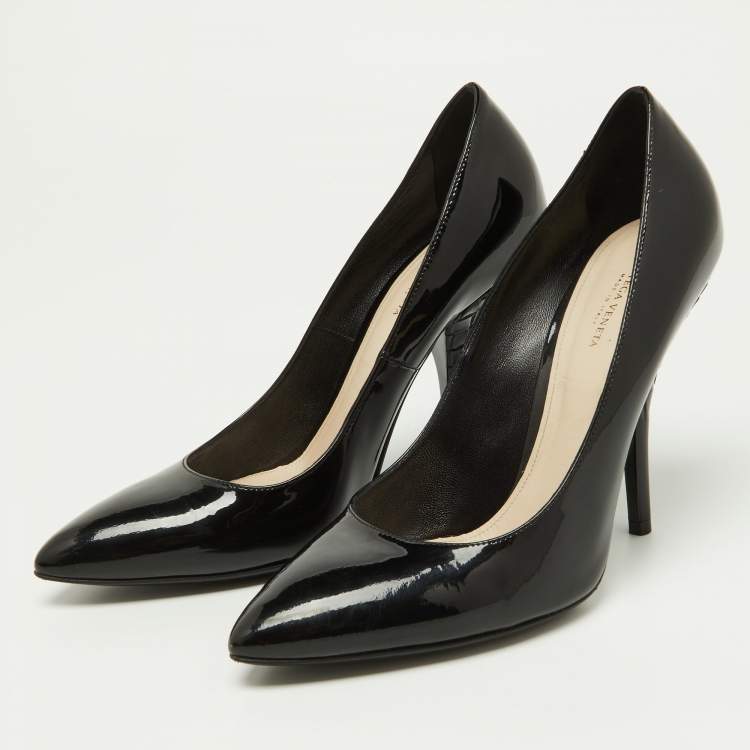 Pre Owned Bottega Veneta Black Patent Leather Pointed Toe Pumps Size 39