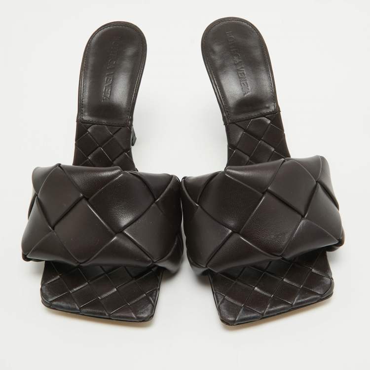 Pre Owned Bottega Dark Brown Quilted Leather Lido Slide Sandals Size 37