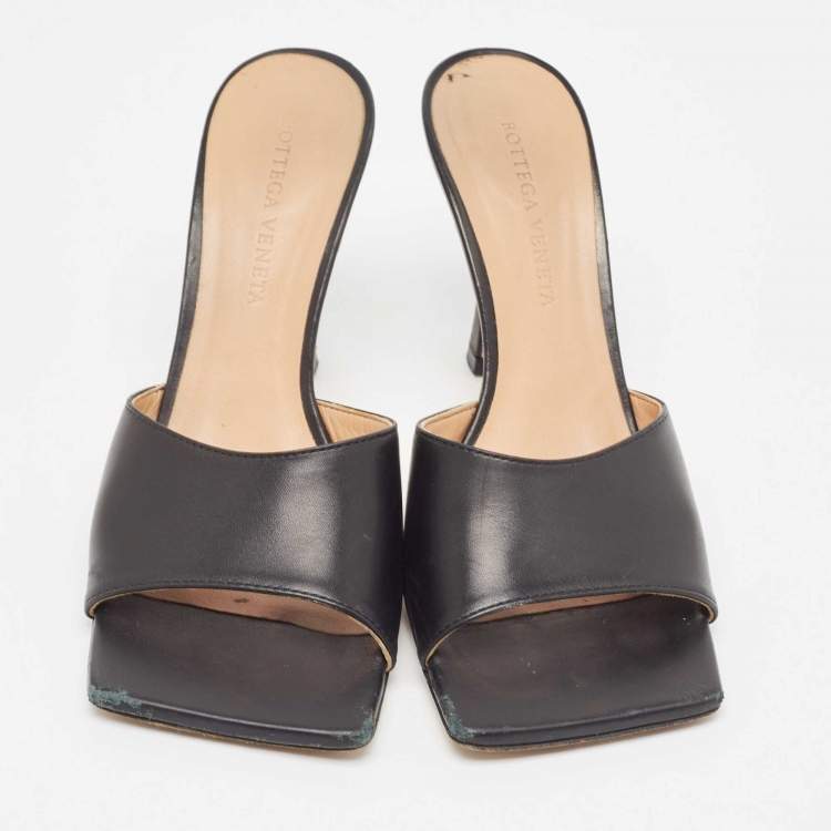 Pre Owned Bottega Veneta Black Leather Open Toe Mules Size 36