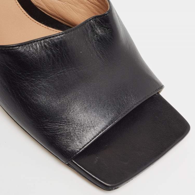 Pre Owned Bottega Veneta Black Leather Stretch Slide Sandals Size 41