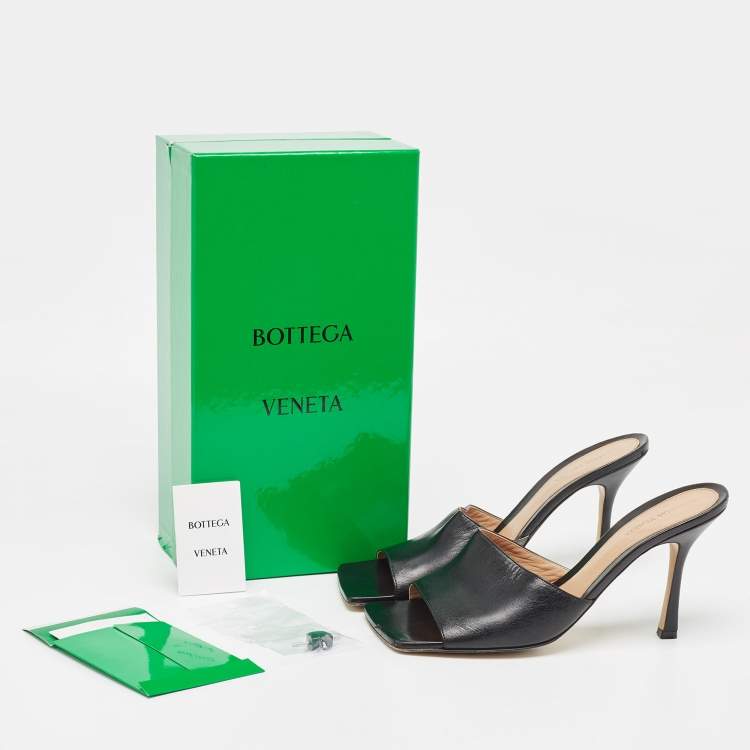 Pre Owned Bottega Veneta Black Leather Stretch Slide Sandals Size 41