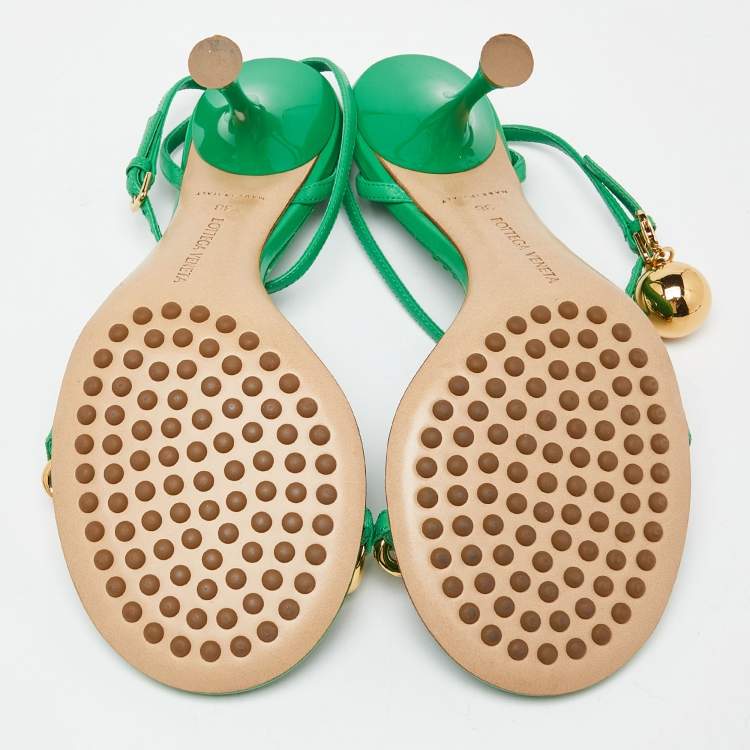 مملوكة مسبقًا Bottega Veneta Green Leather Dot Embellished Leather Sandals Size 38
