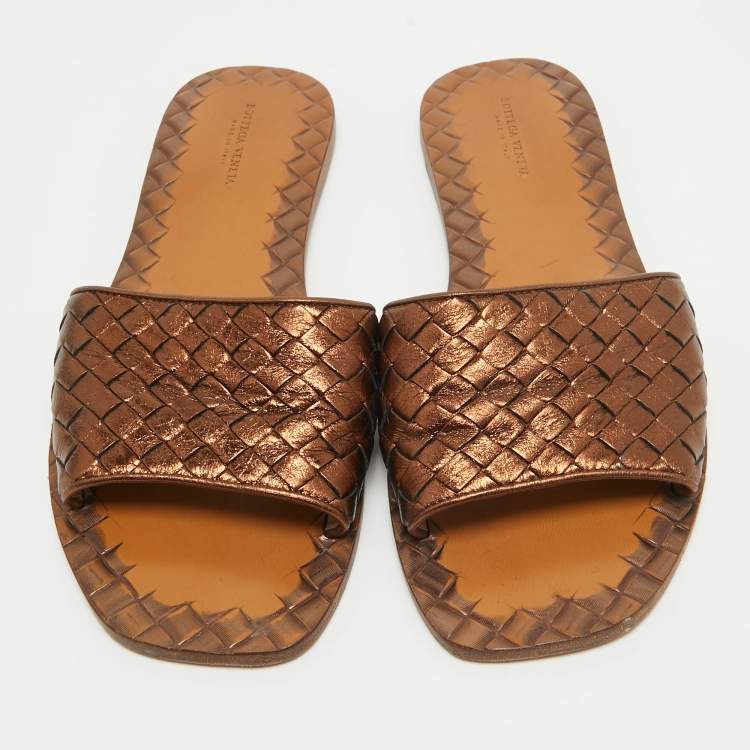 Pre Owned Bottega Veneta Metallic Intrecciato Leather Flat Slides Size 39