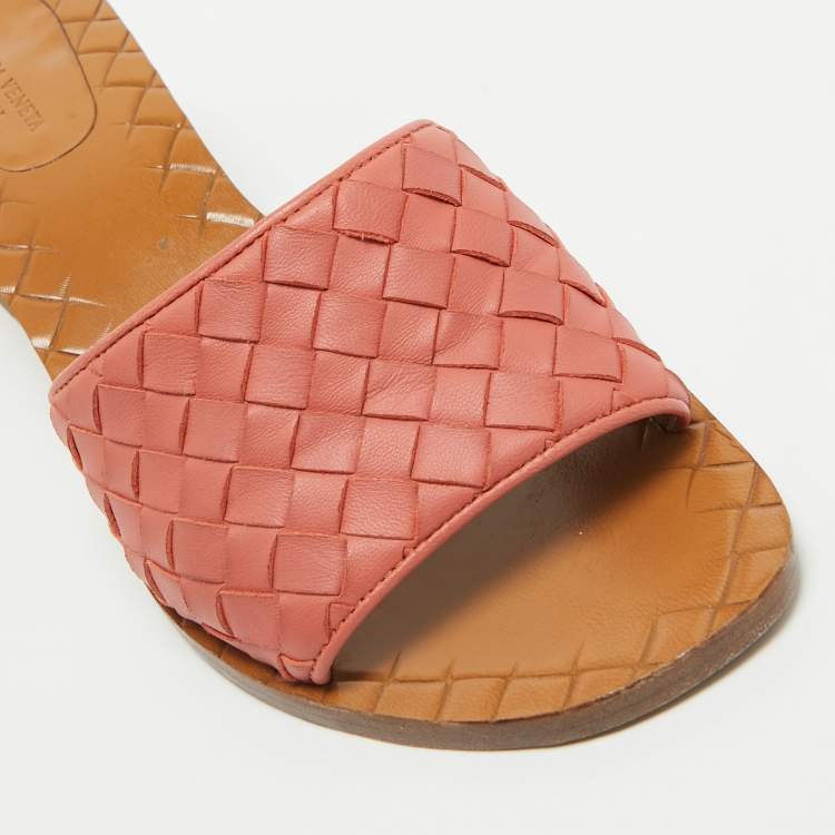 Pre Owned Bottega Veneta Pink Intrecciato Leather Ravello Slides Size 37 