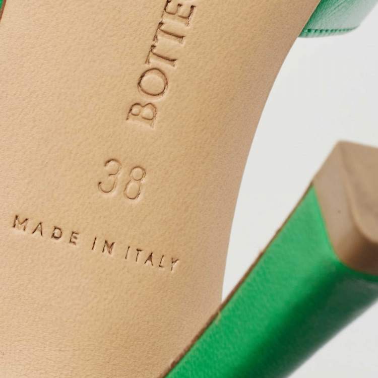 Pre Owned Bottega Veneta Green Leather Square Open Toe Slide Sandals Size 38