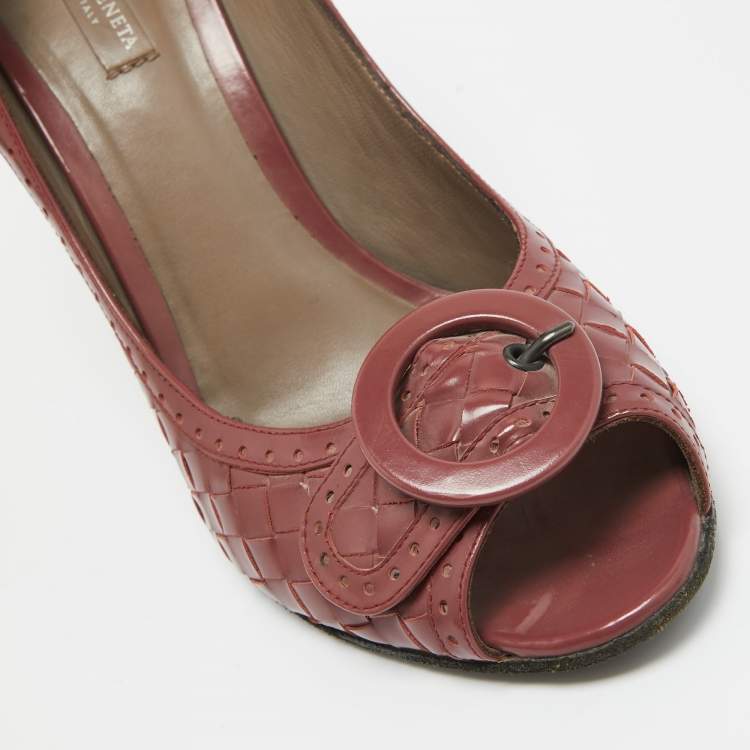 Pre Owned Bottega Veneta Pink Leather Buckle Detail Pumps Size 41