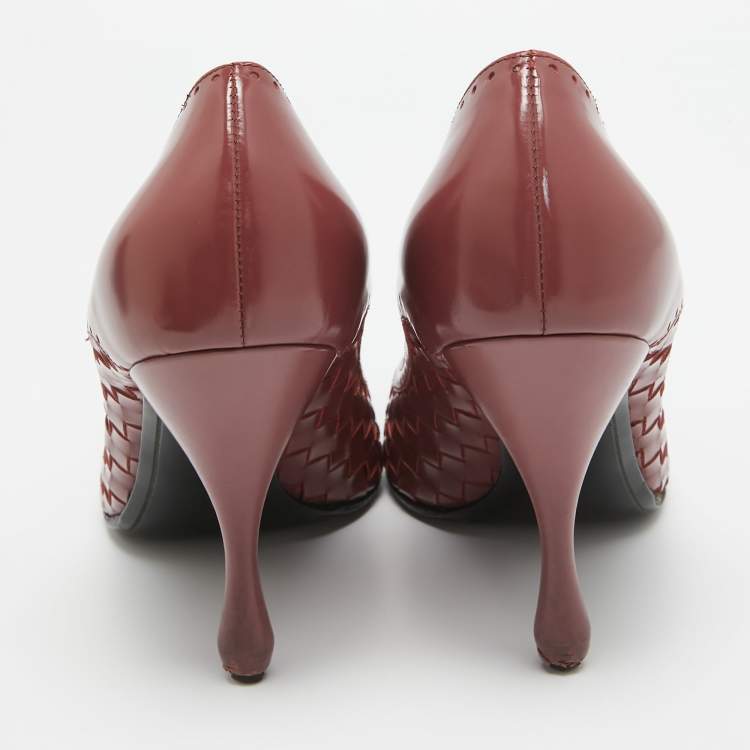 Pre Owned Bottega Veneta Pink Leather Buckle Detail Pumps Size 41