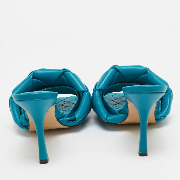 Pre Owned Bottega Veneta Blue Intrecciato Leather Lido Slide Sandals Size 38