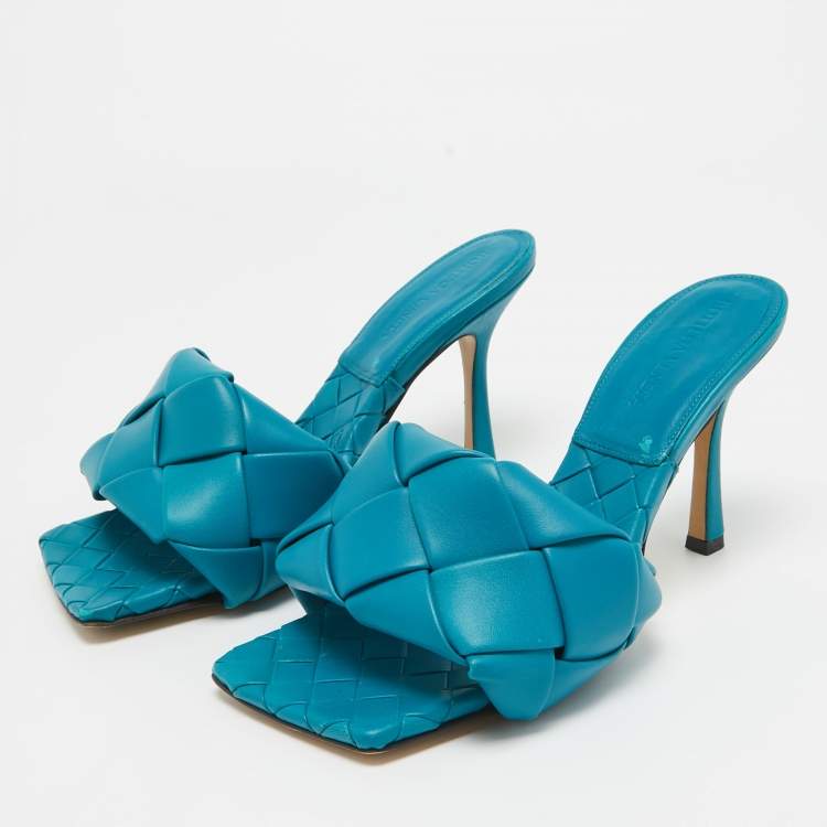 Pre Owned Bottega Veneta Blue Intrecciato Leather Lido Slide Sandals Size 38
