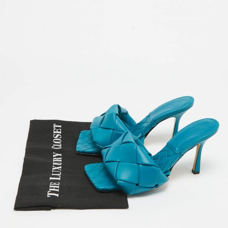 Pre Owned Bottega Veneta Blue Intrecciato Leather Lido Slide Sandals Size 38