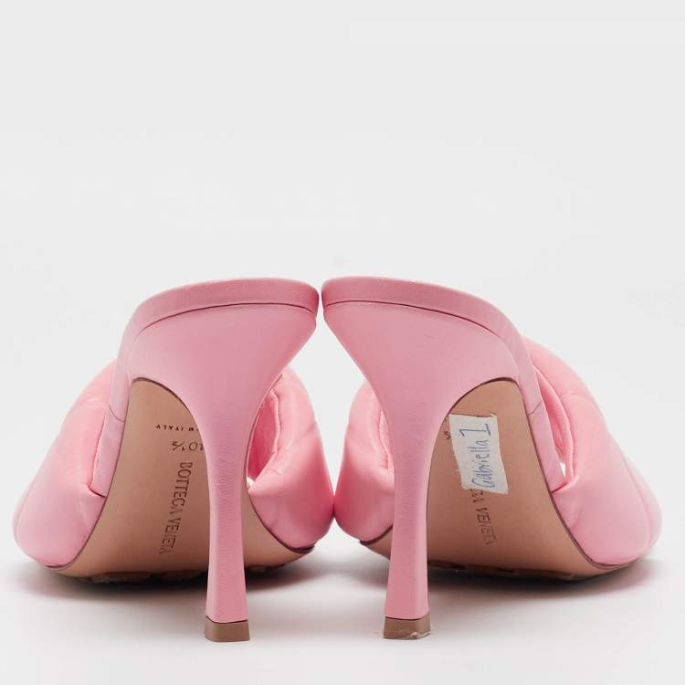 Pre Owned Bottega Veneta Pink Quilted Leather Slide Sandals Size 40.5