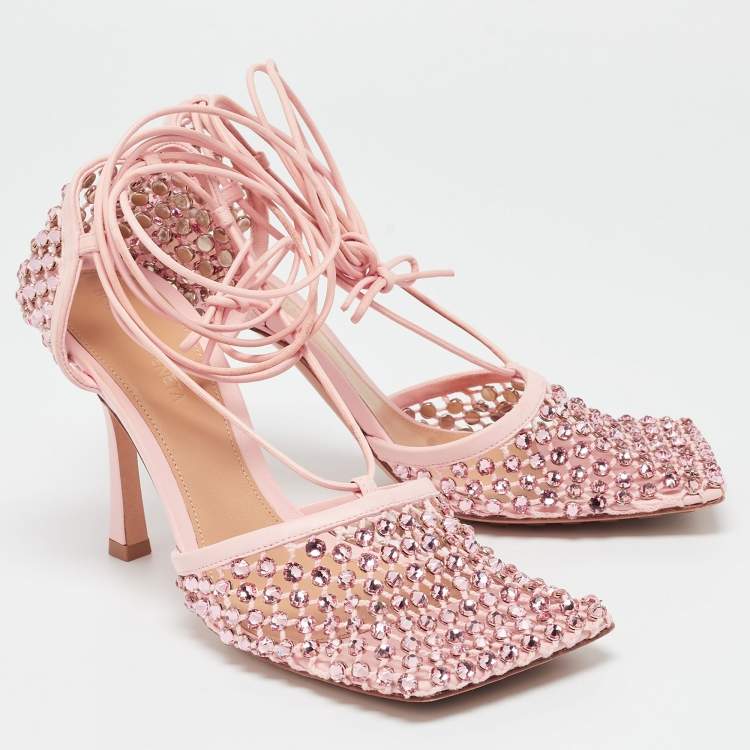 مملوكة مسبقًا Bottega Veneta Pink Leather and Mesh Ankle Tie Sandals Size 38.5