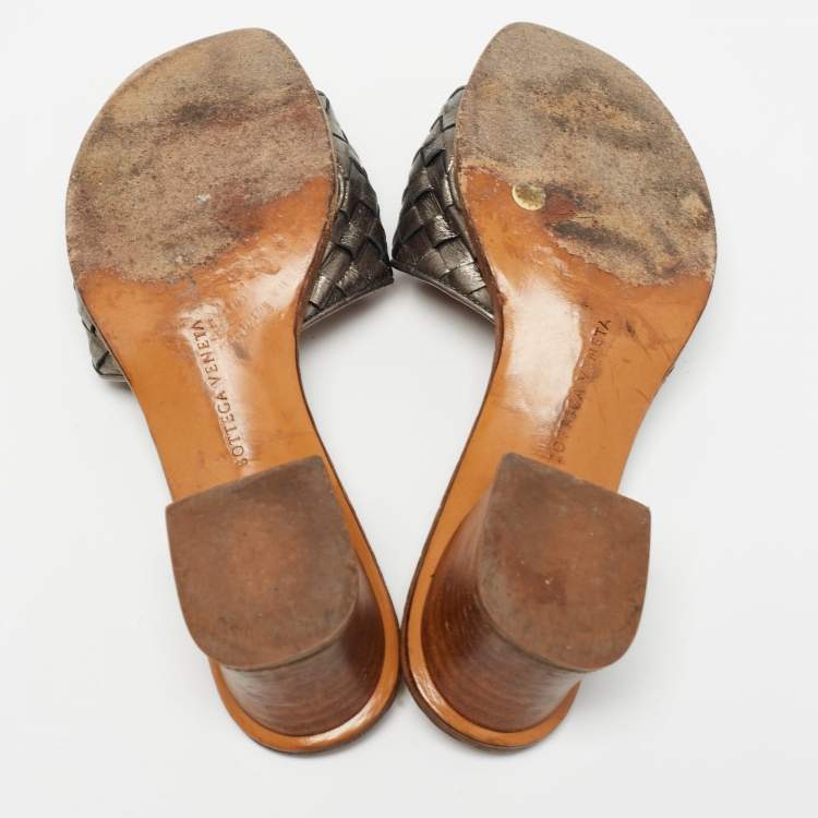 Pre Owned Bottega Veneta Metallic Intrecciato Leather Ravello Slide Sandals Size 36