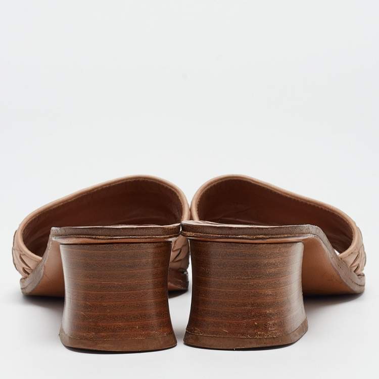 مملوكة مسبقًا Bottega Veneta Beige Intrecciato Leather Slide Sandals Size 36 