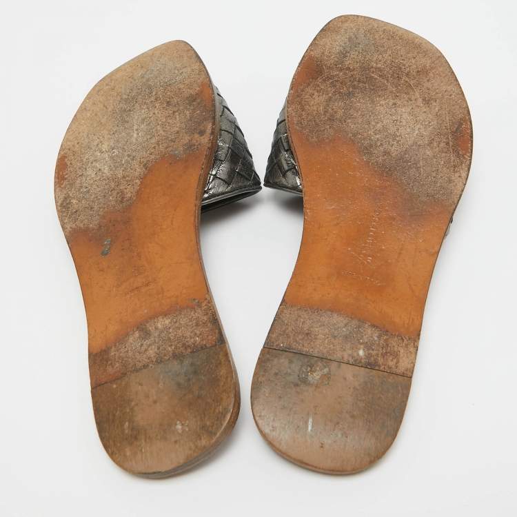 Pre Owned Bottega Veneta Metallic Grey Intrecciato Leather Flat Slides Size 35
