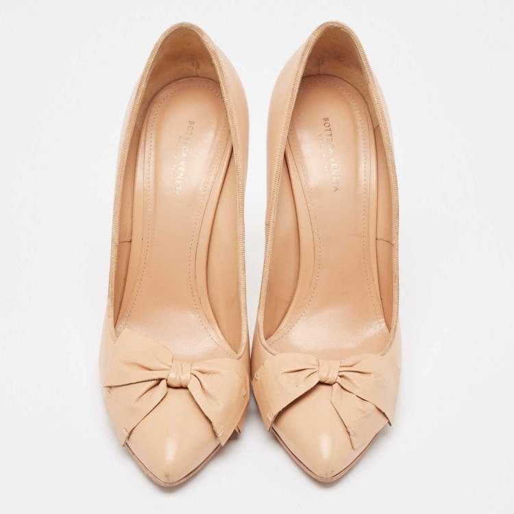 Pre Owned Bottega Veneta Beige Leather Bow Detail Pumps Size 38