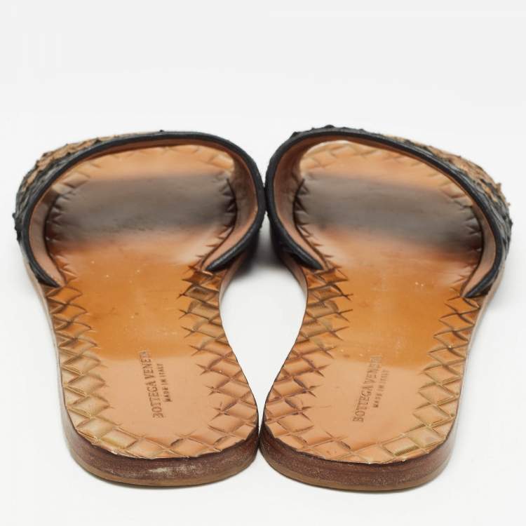 Pre Owned Bottega Veneta Gold/Black Intrecciato Leather Flat Slides Size 38