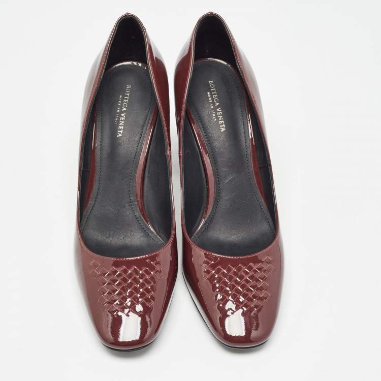 Pre Owned Bottega Veneta Bordeaux Patent Leather Intrecciato Pumps Size 37