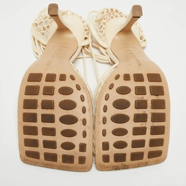 Pre Owned Bottega Veneta Cream Mesh and Leather Ankle Tie Pumps Size 37
