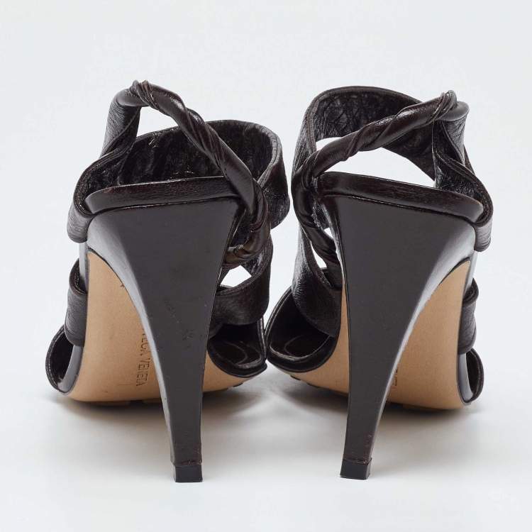 Pre Owned Bottega Veneta Brown Textured Leather Strappy Slingback Sandals Size 39.5