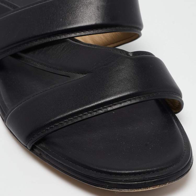Pre Owned Bottega Veneta Black Leather The Band Slide Flats Size 40.5