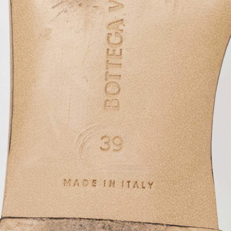 Pre Owned Bottega Veneta Beige Padded Leather Flat Slides Size 39