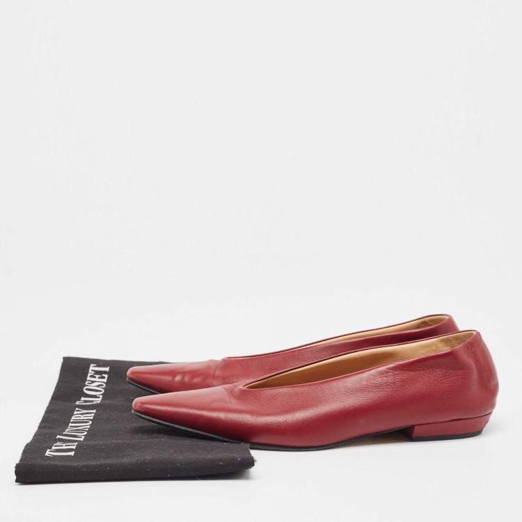 Pre Owned Bottega Veneta Burgundy Leather Almond Toe Ballet Flats Size 35