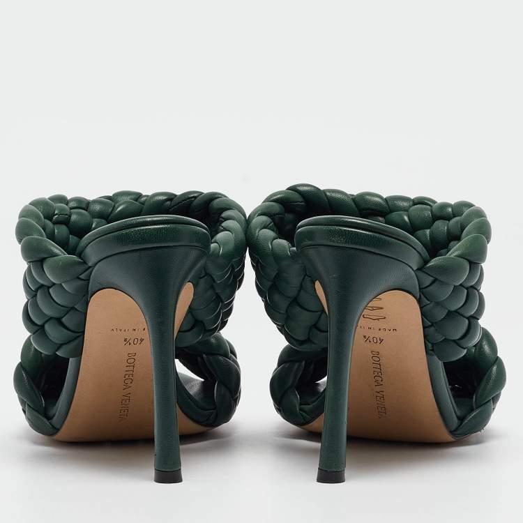 Pre Owned Bottega Veneta Green Leather Braided Accents Slides Size 40.5