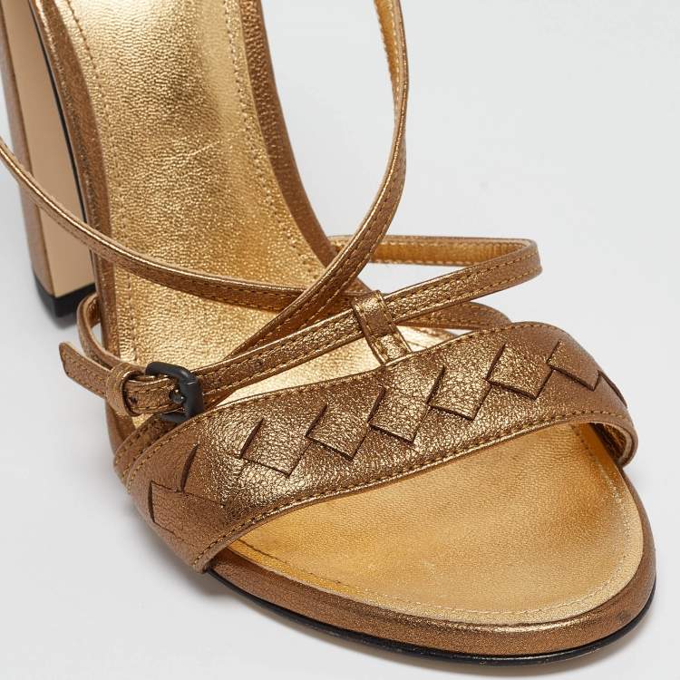 Pre Owned Bottega Veneta Metallic Bronze Intrecciato Leather Block Heel Sandals Size 39