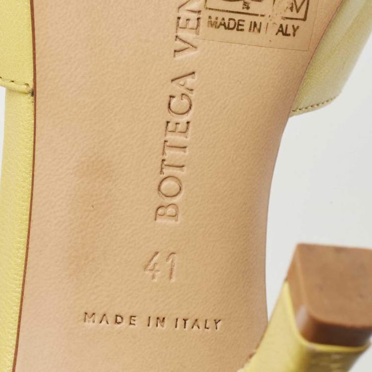 Pre Owned Bottega Veneta Yellow Leather Stretch Slide Sandals Size 41