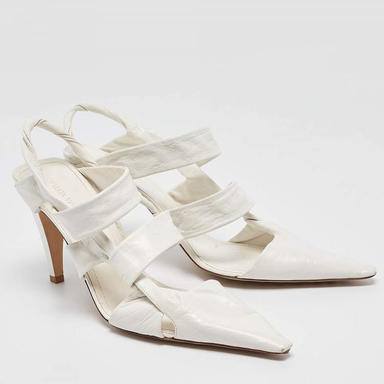 Pre Owned Bottega Veneta White Crackle Leather The Point Slingback Sandals Size 40.5