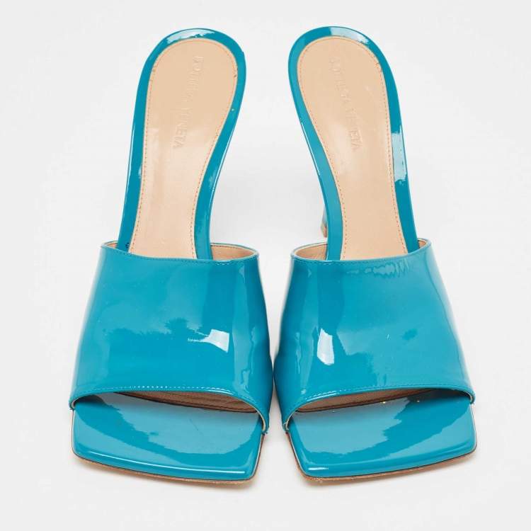 Pre Owned Bottega Veneta Turquoise Blue Patent Leather Stretch Square Toe Slide Sandals Size 41