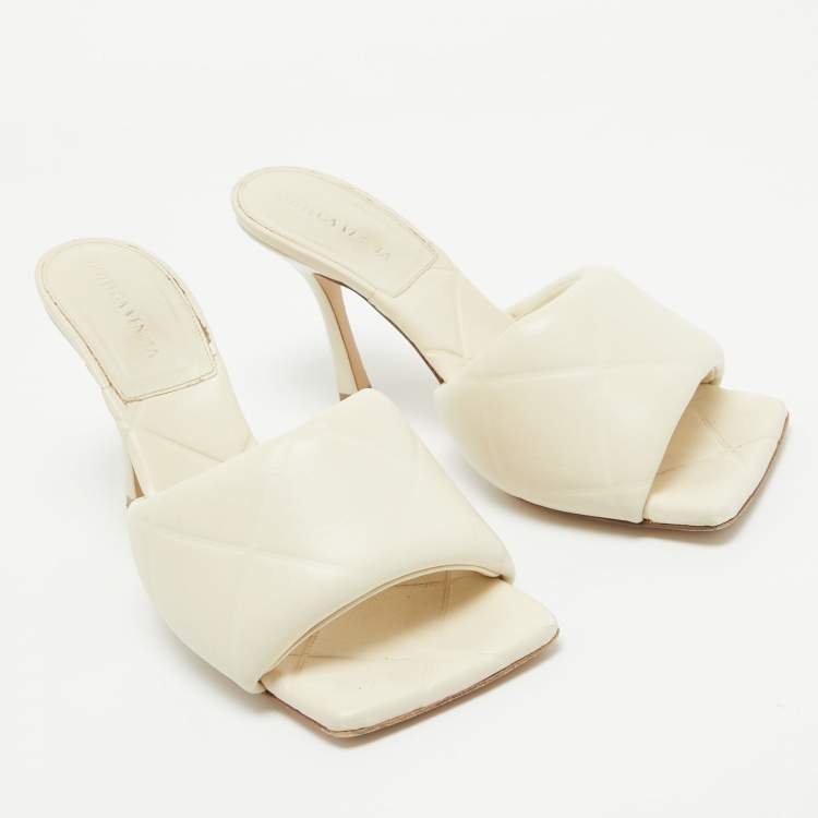 Pre Owned Bottega Veneta White Leather Lido Open Toe Slide Sandals Size 39.5