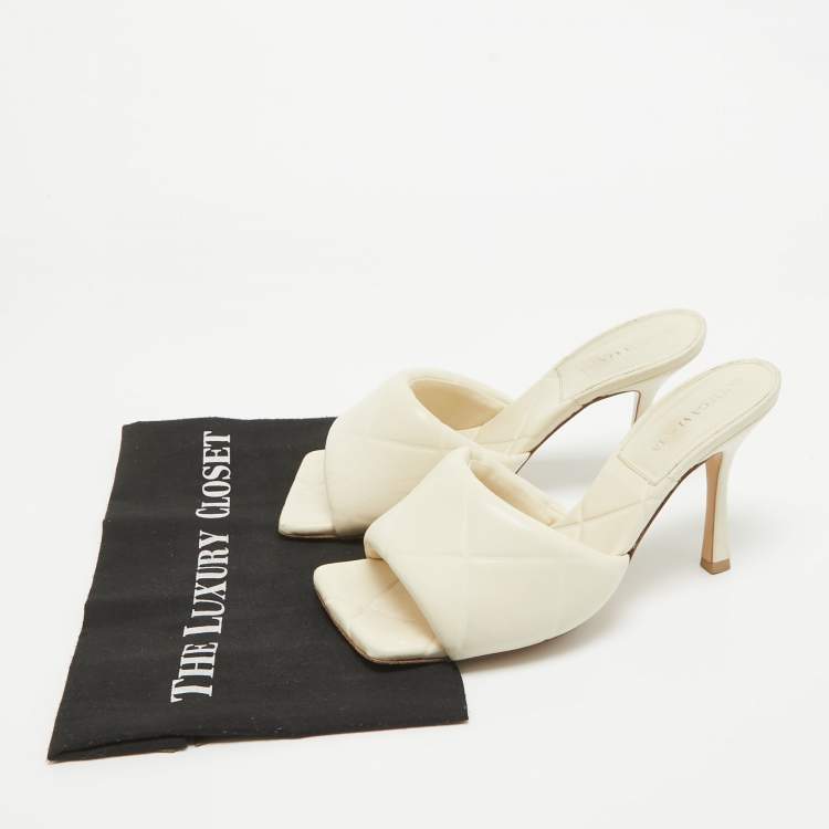 Pre Owned Bottega Veneta White Leather Lido Open Toe Slide Sandals Size 39.5