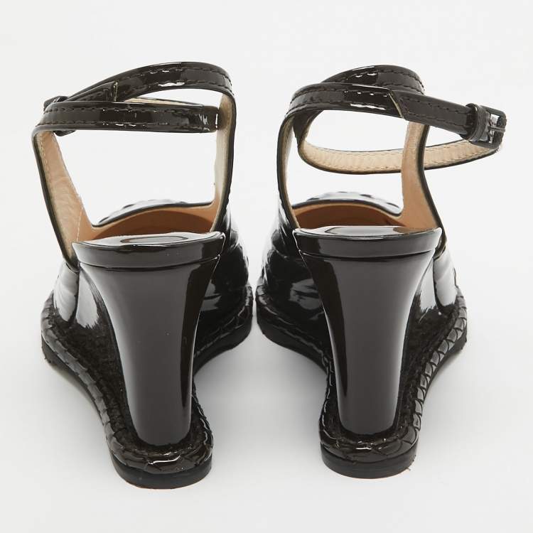 Pre Owned Bottega Veneta Dark Brown Patent Leather Slingback Ankle Strap Wedge Pumps Size 39