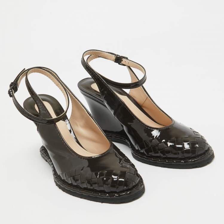 Pre Owned Bottega Veneta Dark Brown Patent Leather Slingback Ankle Strap Wedge Pumps Size 39